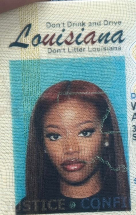 Ginger Hair On Black Women, Id Photo Aesthetic, Black Women Natural Makeup, Pretty Id Card Picture, Lee Core, Pretty Mug, Mug Shot, Aesthetic Pretty, Passport Photo