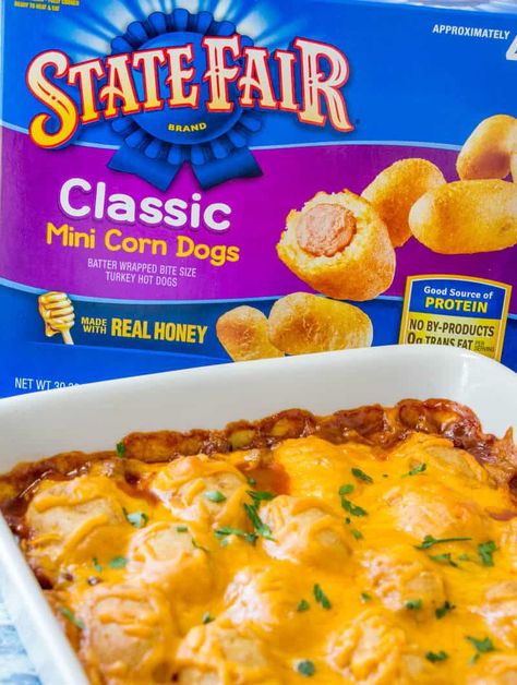 Chili Hot Dog Casserole, Chili Cheese Recipes, Hot Dog Slaw Recipe, Hot Dog Casserole, Chili Dog Casserole, Chili Cheese Dog Casserole, Chili Casserole, Dinner Pies, School Meal