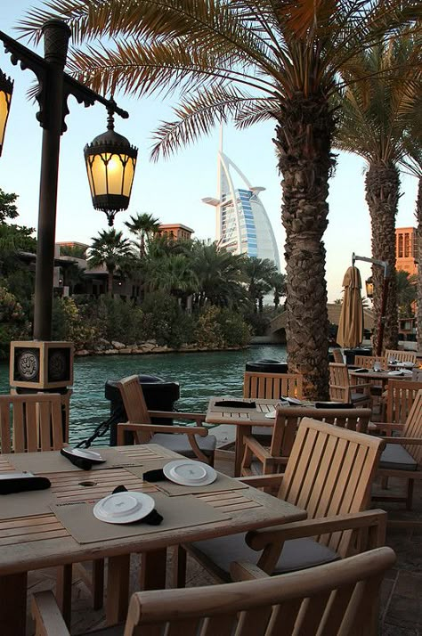 Souk Madinat Jumeirah. Dubai. | von elsa11 Middle East Vacation, Dubai Souk, Aloita Resort, Madinat Jumeirah, برج العرب, Dubai Travel Guide, Dubai Holidays, Dubai Vacation, Dubai Aesthetic