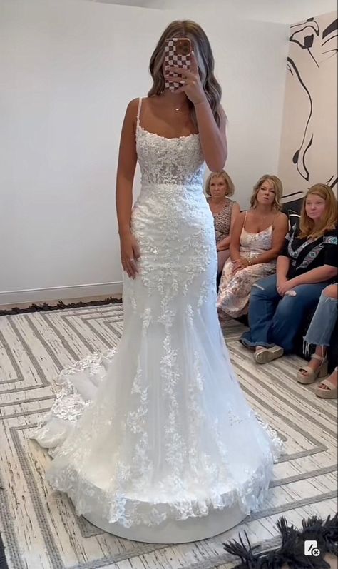 Wedding And Reception Dress, Cheap Wedding Dress Ideas, Slim Fitting Wedding Dresses, Tight Fitting Wedding Dresses, Deb Dress, Wedding Catholic, Tight Wedding Dress, Weddding Dress, Lace Beading