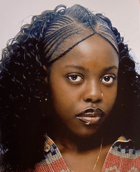 Edgy Braids Black Women, East African Hairstyles, East African Braids, Big Forehead Braids, Ancient African Hairstyles, Habesha Braids, 2000s Braid Hairstyles, Eritrean Hairstyles, Braided Half Up Half Down