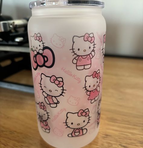 30$ hello kitty 16 oz glass cup💖 (comes with straw and straw cleaner) Hello Kitty Tumbler Cups, Hello Kitty Cups, Hello Kitty Tumbler, Ice Cup, Straw Cleaner, Tumbler Cups, Glass Cup, Straw, Hello Kitty