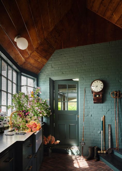 Fabric Covered Walls, Light And Dwell, Hm Home, Seattle Homes, Zellige Tile, Smart Kitchen, Photo On Wood, Architectural Digest, High Ceiling