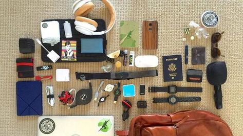 The Tech CEO's Daily Bag Geek Bag, What Is In My Bag, Edc Carry, Pack List, Everyday Bag Essentials, Bags 2014, Everyday Carry Edc, Tech Bag, Inside My Bag