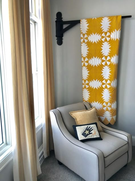 Quilt Ladder, Quilt Hangers, Pineapple Quilt, Quilt Display, Two Color Quilts, Quilt Rack, Hanging Quilts, Yellow Quilts, Quilts Decor