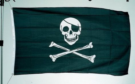 Jolly Roger Skull and Crossbones Pirate Flag Klicnow http://www.amazon.co.uk/dp/B000QG83RU/ref=cm_sw_r_pi_dp_G.gQub16A4X15 Skull Pirate, Skull Flag, Pirate Decor, Pirate Flag, Small Flags, Skull Crossbones, Cross Bones, Awesome Tattoos, Pirate Skull