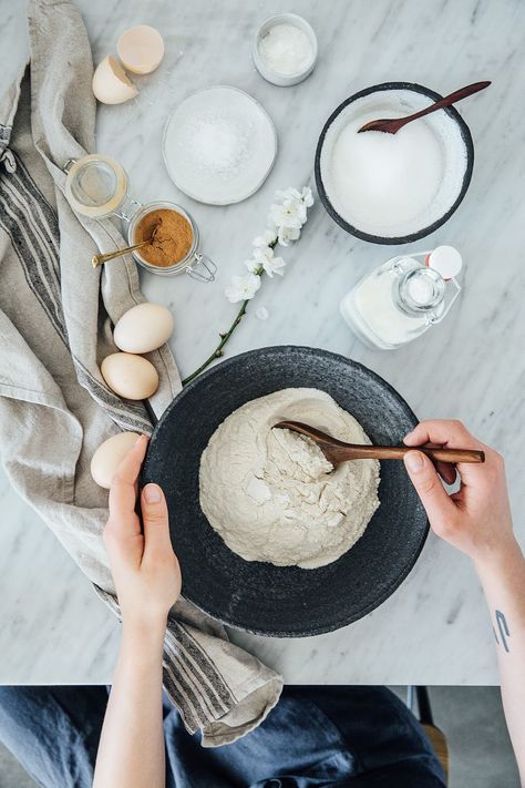 Baking Photography, Food Flatlay, Blueberry Waffles, Cooking Photography, Photo Food, Food Photography Inspiration, Food Photography Tips, Prop Styling, Baking With Kids