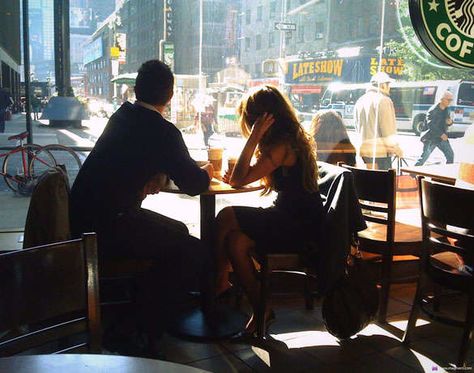 couple sitting in cafe and looking thru the window Clary And Simon, Kino Box, Vanessa Abrams, The Wombats, Day Date Ideas, Jenny Humphrey, The Sartorialist, Aaron Warner, Chuck Bass