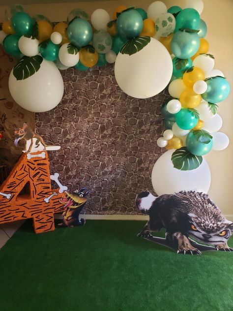 Croods Party Ideas, The Croods Birthday Party Ideas, Croods Birthday Party, Croods Party, 25 Birthday Ideas, Felix Birthday, Kids Birthday Cupcakes, Birthday For Boys, The Croods