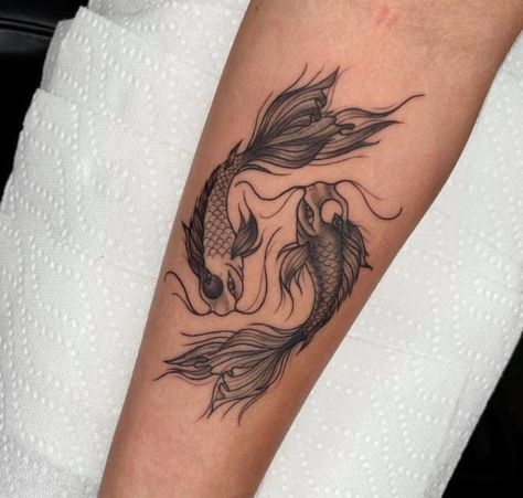 Pices Zodiac Tattoo For Men, Chinese Tatoos, Pisces Tattoo For Men, Tattoo Zodiac Signs, Ox Tattoo, Small Fish Tattoos, Vibes Tattoo, Tattoo Zodiac, Tattoo Fish