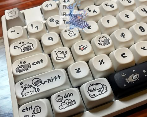 Cute Kittens Keycap Set, Cartoon Cat Keycaps, Adorable Animal Themed Keycaps, Gaming Gift for Cat Lovers, Custom Artisan Keycap Set, Aesthetic Kitty Cat Keycaps, Cherry MX Keycap Set, Feline Inspired Keyboard Accessories, Playful Cat Lover's Gaming Gift, Kawaii Cat Keycap Collection, Unique Keyboard Decor, Cherry MX Keycaps with Kittens, Cat Illustration Keycap Set, Cute Cartoon Cat Keyboard Upgrades, Personalized Cat Lover's Gift, Kitty Cat Face Keycap Set, Animal Themed Tech Accessories, Customized Gaming Keycaps Ready To Game With The Cutest Kittens? Order Now And Let The Fun Begin! 🔌 Immaculate Compatibility: Tailored for perfection, these keycaps nestle seamlessly onto MX mechanical keyboards, ensuring a blissful union with beloved brands like Filco, Ducky, and Cherry RGB MX switch k Cat Themed Stuff, Keyboard Cat, Keyboard Ideas, Keycaps Aesthetic, Cute Keyboard, Fancy Keyboard, Unique Keyboards, Chat Kawaii, Keyboard Accessories