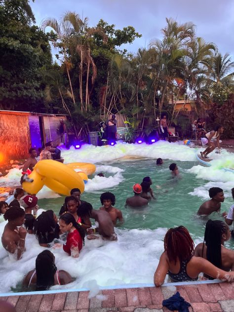 Pool Foam Party, Pool Party For Men, Pool Party Themes For Adults Summer, 20th Birthday Pool Party Ideas, Foam Party Aesthetic, 2000s Pool Party, 18th Birthday Pool Party Ideas, Freaknik Pool Party, Pool Party Black People