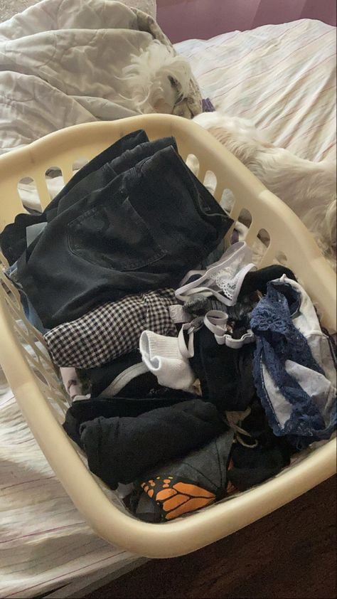 Folding Laundry Aesthetic, Laundry Aesthetic, Folding Laundry, Clothes Aesthetic, 2024 Vision, Camera Roll, Laundry Clothes, Hanging Out, Aesthetic Clothes