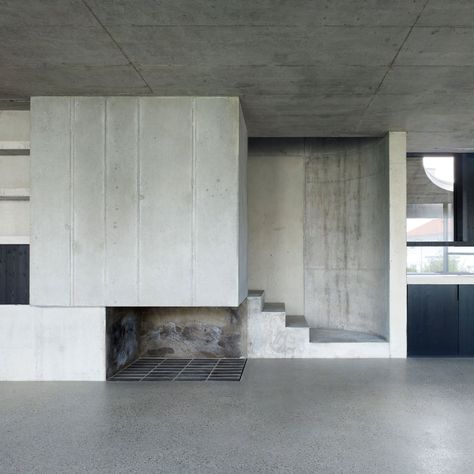 Divisare · Atlas of Architecture Concrete Architecture, Two Storey House, Concrete Roof, Architecture Magazines, Concrete House, Loft House, Residential House, Polished Concrete, Traditional Architecture