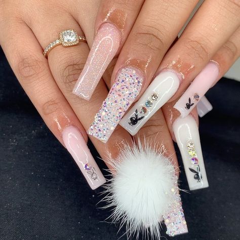 Philly Nail Tech - Lash Tech on Instagram: “Swipe!😍😍 these little magnetic puff balls are super cute!!😍😍😍😍😍 😍 Have you booked your appointments with me yet? 😍 Now located in…” Puff Ball Nail Designs, Acrylic Nails With Puff Ball, Puff Ball Nails, Pom Nails, Puff Balls, Nail Art Decals, Baddie Nails, Lash Tech, Coffin Nails Long