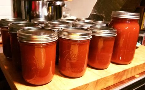 Canning Tomato Soup, Campbell's Tomato Soup, Homemade Tomato Soup, Pressure Canning Recipes, Tomato Soup Homemade, Canned Tomato Soup, Canning Food Preservation, Canning Tomatoes, Tomato Soup Recipes