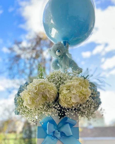 Dimitra’s Decorations on Instagram: "Babyboy #newborn #babygift #babyshowerideas #babyblue #decorations #teddybear #ballons #babydecor #events #dd" Balloon Bouquet Diy, Diy Bouquet, Gift Newborn, Balloon Bouquet, Baby Decor, Baby Blue, Baby Gifts, Balloons, Teddy Bear