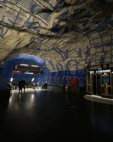 *goes to Stockholm just to look at the metro stations* Metro Station, Stockholm, To Look, Look At, Quick Saves