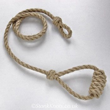 Barrel Knot light pull in hemp Barrel Knot, Monkey Fist Knot, Knotted Rope, Knots Guide, Decorative Knots, Rope Projects, Diy Jewelry Display, Knots Diy, Knots Tutorial