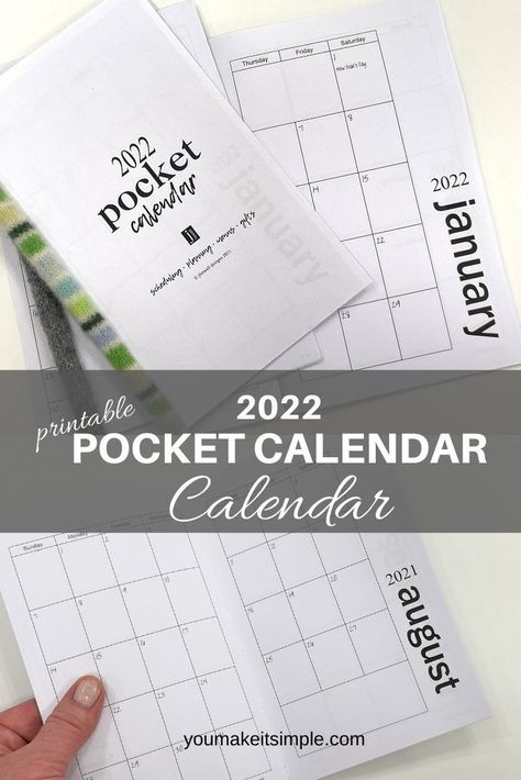 Love the compact size of this calendar | Easy to print and love the minimalist style. #diycalendar #printablecalendar #pocketcalendar #2022printable #2022printablecalendar #diy2022calendar #miniprintablecalendar #compactcalendar Pocket Calendar Printables, Diy Pocket Calendar, Calendar Planning, Planner Calendar Printables, Calendar Design Template, Custom Purses, Printable Calendars, Pocket Calendar, Diy Calendar