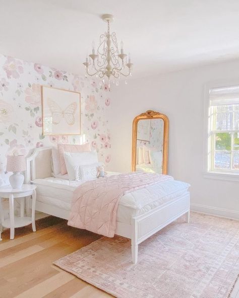 (ad) How reach you style a bedroom 2020? Girl Room Inspiration, Big Girl Bedrooms, Toddler Girl Room, Girl Bedroom Designs, Toddler Bedrooms, Girl Bedroom Decor, Big Girl Rooms, White Bedroom, Room Ideas Bedroom