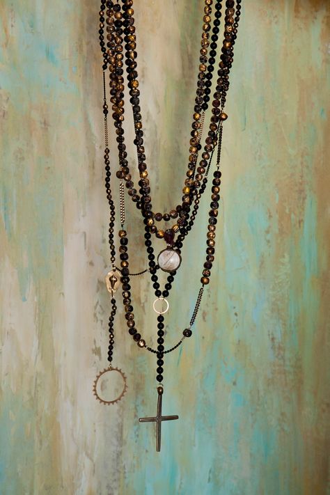 Cheryl Dufault Designs Black and Gold Rosaries #cheryldufaultdesigns #necklace #jewelry #rosary Diy Rosary Necklace, Diy Rosary, Rosary Style Necklace, Diy Jewelry Projects, Assemblage Jewelry, Rosary Necklace, Necklace Diy, Jewelry Images, Layered Jewelry