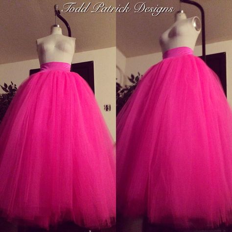 www.toddpatrickdesigns.com tulle skirt shocking pink color Skirt Ootd, Dont Mess With Me, Tulle Tutu Skirt, Shocking Pink, Tutu Skirt, African Fashion Dresses, Ootd Fashion, African Fashion, Pink Color