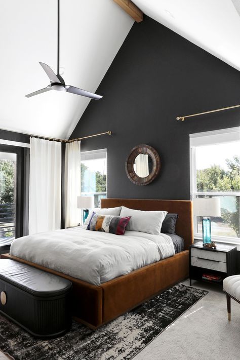 Colored Ceiling Bedroom, Boho Minimalist Home, Slanted Ceiling Bedroom, Vaulted Ceiling Bedroom, Dark Accent Walls, Vaulted Ceiling Living Room, White Wall Bedroom, Walls Ideas, Beautiful Energy