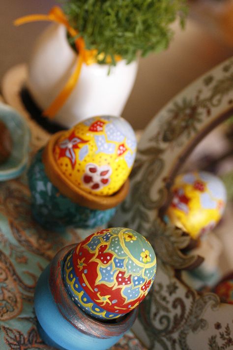 Nowruz Eggs, Norouz Card, Happy Norouz, Iranian Flag, Haft Sin, Persian New Year, New Year Happy, Painted Eggs, Technology Consulting