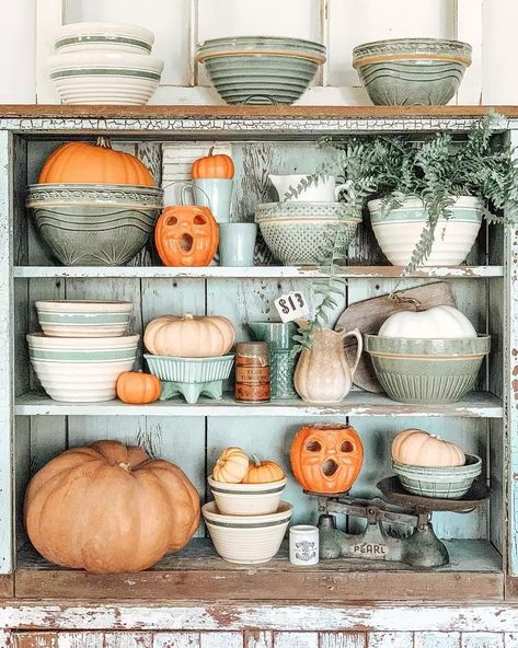 50 Fall Decor Ideas to Welcome Autumn in Style Decorate China Cabinet Display, White Hutch Makeover, Country Sampler Magazine, Paper Mache Pumpkins, Blue Harvest, Striped Bowl, American Farmhouse Style, Hutch Decor, Fall Decorating Ideas