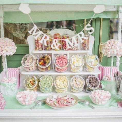 Summer Weddings: 56 Gorgeous, Inspiring Ideas Your Guests Will Love Sweet Table Wedding, Sweet Cart, Candy Bar Ideas, Wedding Candy Bar, Sweet Carts, Candy Bar Wedding, Classic Elegant Wedding, Wedding Sweets, Candy Cart