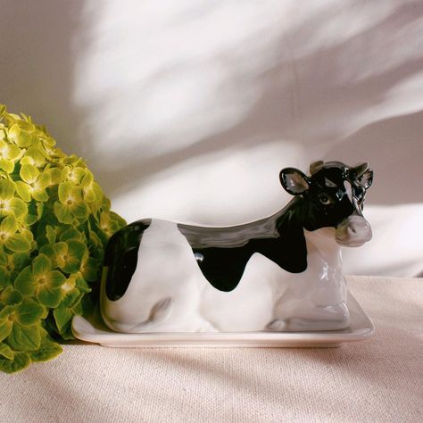 Cow Butter Dish, Counter Shop, Butter Holder, Cow Kitchen Decor, Cow Kitchen, Pottery Ideas, Center Stage, Butter Dish, Kitchen Counter