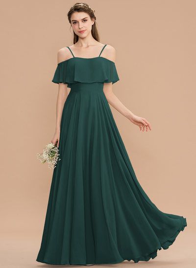 Dress For Chubby Ladies, Hunter Green Bridesmaid Dress, Dress For Chubby, Dark Green Bridesmaid Dress, Gorgeous Bridesmaid Dresses, Bridesmaid Dresses With Sleeves, Bridesmaid Gowns, Perfect Bridesmaid Dress, Maid Of Honour Dresses