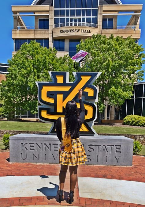 CONGRATULATIONS TO @i.shape.lives_ 🖤💛🦉👩🏽‍🎓 GRADUATE OF KENNESAW STATE UNIVERSITY 🖤💛🦉   #KSU #CollegeGrad #HonorsStudent #4.0GPA Kennesaw State University Graduation Pictures, Kennesaw State Graduation Pictures, Ksu Graduation Pictures, College Graduation Photoshoot Ideas, Counseling Theories, Graduate Photoshoot, Graduation Shoot Ideas, Graduation Photoshoot Ideas, Glamping Birthday