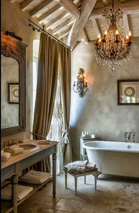 Unique Bathroom Design, French Bathroom, French Country Bathroom, French Country Bedrooms, French Country Design, Country Bathroom, Shabby Chic Interiors, Shabby Chic Bathroom, Versace Home