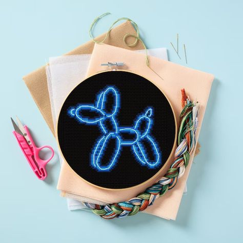 Blue Neon Sign, Embroidery Floss Crafts, French Cross Stitch, Cactus Cross Stitch, Cross Stitch Hoop, Cross Stitch Geometric, Stitch Clothes, Animal Cross Stitch Patterns, Dmc Embroidery Floss