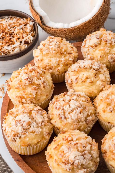 Fall Coconut Dessert, Coconut Cream Muffins, Coconut Breakfast, Coconut Baked Goods, Coconut Milk Muffins, Coconut Extract Recipes, Recipes With Toasted Coconut, Coconut Dessert Recipes, Chocolate Coconut Muffins