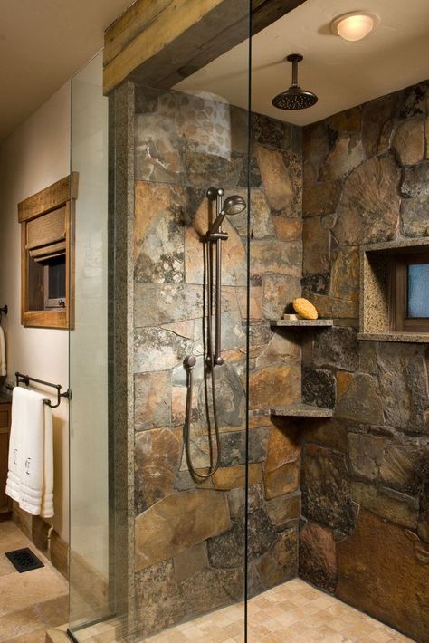 Rustic Walk In Shower Ideas, Cabin Bathroom Remodel, Rustic Bathroom Shower, Decor Small Bathroom, Casa Hobbit, Tile Walls, Walk In Showers, Rustic Shower, Cabin Bathrooms