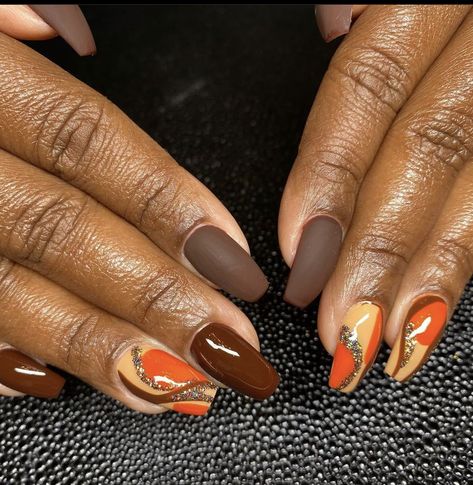 Shirt Nails Designs Fall, November Toe Nails Designs, New Nail Trends 2023 Summer, Fall Orange Nail Designs, Fall Nails Ideas Autumn Short Square, Orange Matte Nails, Thanksgiving Toenail Designs, Nail Art Fall Colors, Fall Nail Designs Orange And Brown