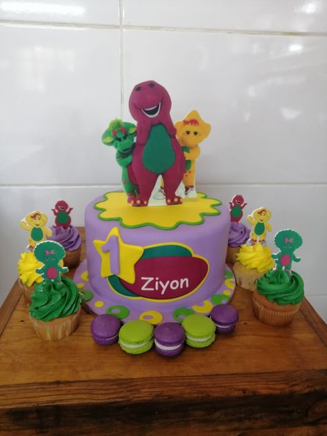 Barney Birthday Cake, Barney Birthday Party, Barney Cake, Barney Party, Barney Birthday, Birthday Party Boy, Cake Stand Set, Party Boy, Boy Decor