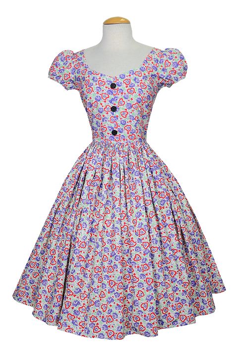 Florence Dress (Hearts Desire) Simple Frock Design, 1960s Outfits, Simple Frocks, Trendy Dress Outfits, Bettie Page, Classy Casual Outfits, Vintage Inspired Dresses, Frock Design, 50s Dresses