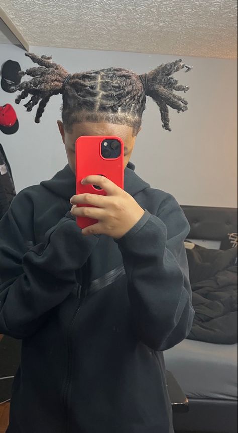 Black Male Loc Hairstyles, Black Studs With Locs, Men’s Loc Styles Long, Locs Man Bun, Dreds Locs Man, Men Locs, Black Guy With Locs Aesthetic, Loc Colors, Dyed Dreads