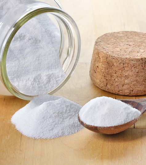 Beauty Tips: 20 Beauty Benefits Of Baking Soda. #beauty #beautynails #beautytips #beautyblogger #beautyhacks #beautyinfluencer #beautyinthebag #beautyinspiration #beautylife Kwas Moczowy, Homemade Dishwasher Detergent, Baking Soda For Hair, Baking Soda Face, Baking Soda Benefits, Baking Soda Uses, Baking Soda Shampoo, Dishwasher Detergent, Natural Diy