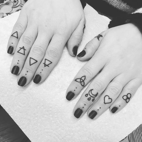 Wiccan hand tattoos Hand Tattoos For Witches, Wiccan Hand Tattoos, Finger Witch Tattoo, Wiccan Finger Tattoos, Hand Tattoos For Women Witch, Witch Tattoo Hand, Element Finger Tattoo, Wicca Hand Tattoo, Witchy Hand Tattoos For Women