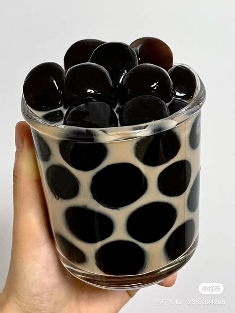 Bubble Tea Flavors, Foods For Abs, Bubble Tea Recipe, Boba Pearls, Bubble Tea Boba, Drink Recipes Nonalcoholic, Bubble Milk Tea, Bite Size Desserts, Sleepover Food