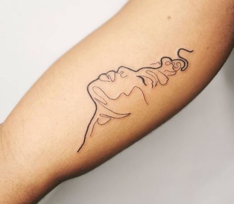 One Line Tattoo Black Woman, Abstract Women Tattoo, Line Art Tattoos Black Women, Afro Hair Tattoo, Curly Hair Tattoo, Afrocentric Tattoos, Afrocentric Tattoos For Women, Afro Tattoo Ideas, Mind Over Matter Tattoo