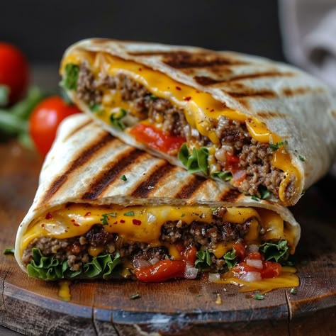 Cheeseburger Wraps, Queso Cheddar, Favorite Recipes Dinner, Food Babe, Shredded Lettuce, Yummy Comfort Food, Chapati, Wrap Recipes, Filling Recipes