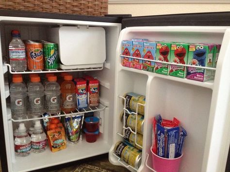 Mini Fridge Drink Organization, Mini Fridge With Snacks, Mini Fridge In Bedroom Restock, Mini Refrigerator Aesthetic, Snacks To Put In A Mini Fridge, Mini Fridge On Counter, Hidden Snack Stash In Bedroom, Mini Pantry In Bedroom, Mini Fridge Ideas Food