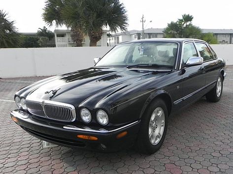 2003 Style, Jaguar Vintage, Jaguar Xj8, Jaguar Daimler, Jaguar Cars, Jaguar X, Old Lorries, Jaguar Xj, Jaguar Car