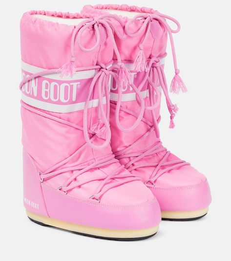 Find Moon Boot Icon Snow Boots on Editorialist. Upper: fabric. Lining: fabric. Sole: fabric insole, rubber sole. Toe shape: round toe. Made in Albania. Designer color name: Pink. Closure: lace-up. Winter Inspo Outfits, Pink Snow, Moon Boot, Fancy Shoes, Pink Moon, Moon Boots, Snowboard Boots, Swag Shoes, Flat Boots